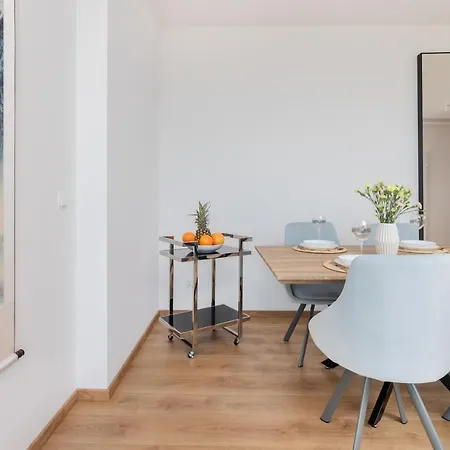 Apartamento Tarasy Baltyku & Parking & Balcony By Renters Gdansk